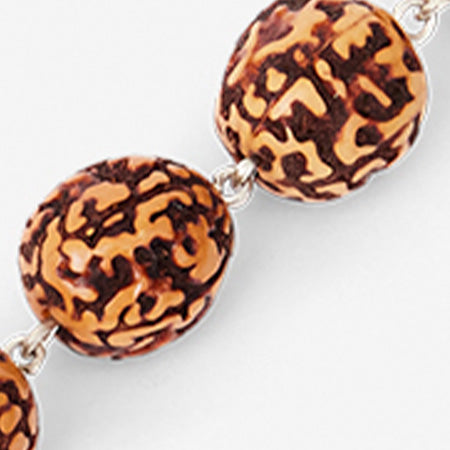 HUGH NECKLACE